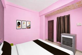 OYO Hotel shree palace - 2