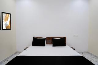 Hotel O MB Inn - 1