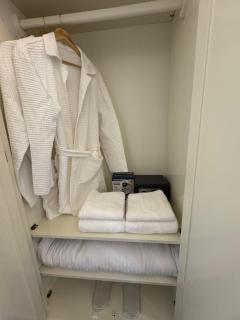 JMR Splendor - Private Sauna & Bathtub Suites - 3