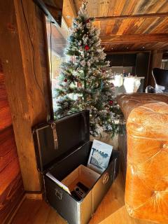 Alpine Chic Escape with Spa & Panoramic Views - 7