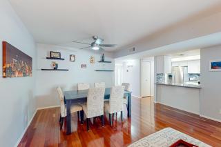 Happy Hours Townhome - 1