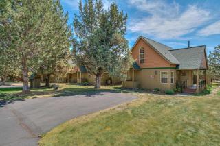 The Nest - Golf - Hot Tub & Resort Amenities - 4