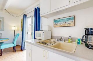 Sailaway Cabin B - 1