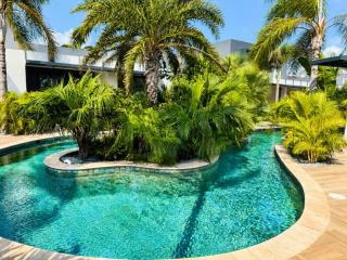 4BR Tuscany Water Villa 4 King Suites by Bocobay - 0