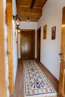 The Golden View Guesthouse - Gjirokastër - 2