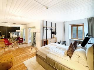 DU GLACIER Boutique & Traditions Hotel - 3