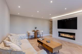 Modern Retreat near Aberaeron - Luxe 1 bed Escape - 1