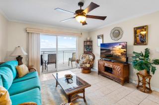 Top Floor Direct Beachfront - Madeira Norte #510 - 7