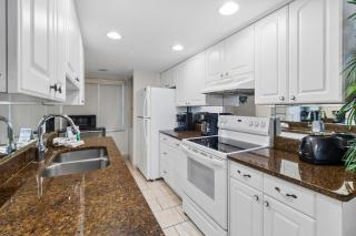 Top Floor Direct Beachfront - Madeira Norte #510 - 2
