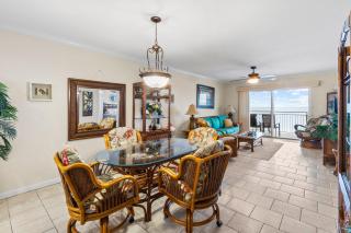 Top Floor Direct Beachfront - Madeira Norte #510 - 1