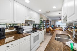 Top Floor Direct Beachfront - Madeira Norte #510 - 3