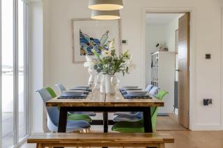 5 Bed in Upton oc-m44891 - 1