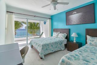 Oceanfront Apartment, Pool, Near the Beach, Large Balcony - 3
