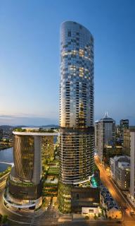 Lv 20 Private Luxury Apartment on Queens Wharf Residence - 3