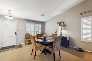 Spacious Relaxing Sanctuary - 2