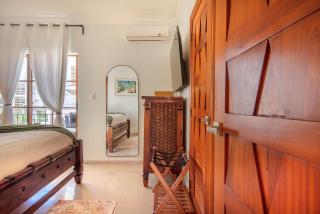 Rosa Hermosa | 2BR Pool View Condo - 5