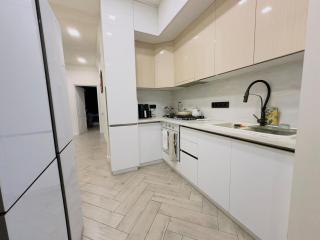 Modern Spacious Elegant Apartment by Seasons Park and Cascade , CITY CENTER - ЦЕНТР ГОРОДА - 8