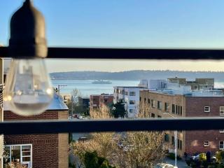 Private Terrace in Queen Anne - 9