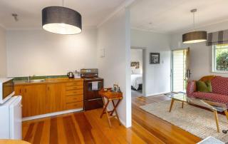 Shy Cottage - 5