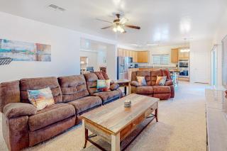 North Oro Valley Abode - 3