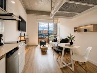 Contemporary Loft I Gym I Coworking Space - 2