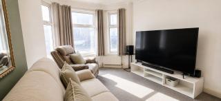 Family Home Near Beach Contractors welcome Sleeps6 - Folkestone - 7