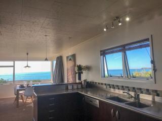Beach Front Bach, Games Room, Handy Location - KK58106 - 4