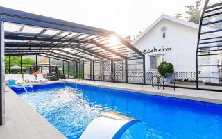 Yangyang Hajodae Ecoheim Four Seasons Heated Pool N Spa Pension - Yangyang - 1