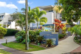 Elevated Noosa Escape - Heated Pool Spa & Walk to River - 3