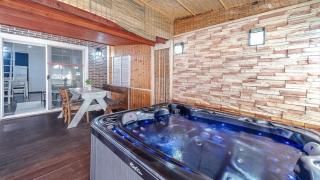 Yangyang Hajodae Ecoheim Four Seasons Heated Pool N Spa Pension - 5
