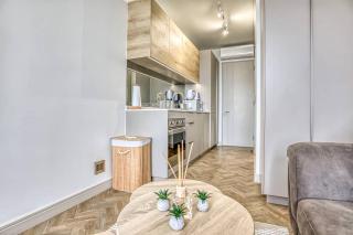 452 One Rosebank - 8