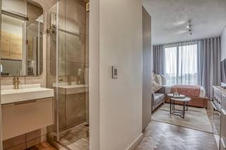 452 One Rosebank - 5