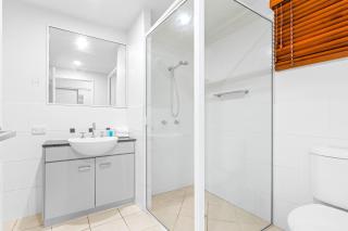 Bluewater Duo - Lagoon Views & Pool by Trinity Beach - 2