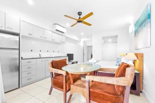 Bluewater Hideaway - Lagoon Outlook by Trinity Beach - 9