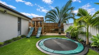 Tropical Family Retreat - 6