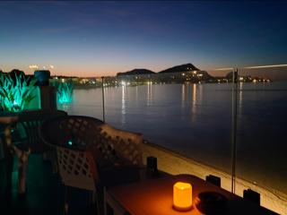 Blue Life, Luxury Rooms Beachfront Rooftop between Palermo and Cefalu' - Casteldaccia - 8