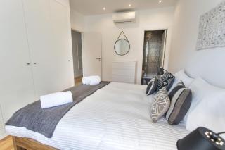 LovelyStay - Cais Apartment River View - Lisbona - 7