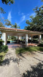 Tropical Retreat 2-Bedroom Apartment in Punta Cana 11 pools - 1