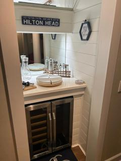 In the Heart of Harbour Town 2BR 2BA Pool Access Close to Beach - 5