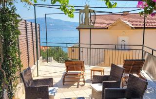 4 Bedroom Cozy Home In Slatine - 4