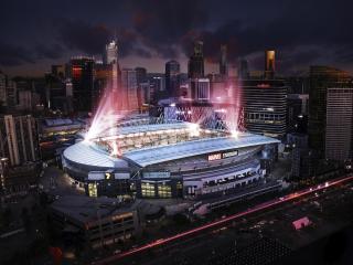 Live Luxe - Marvel Stadium 2BR - Free Parking, Rooftop Pool, Balcony - 5