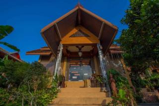 Sea Rock Resort - Haad Pleayleam - 3