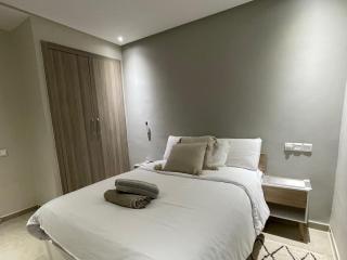 Small modern cocoon - 9
