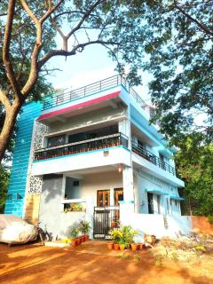 Keshu Home Stay Hampi - 8