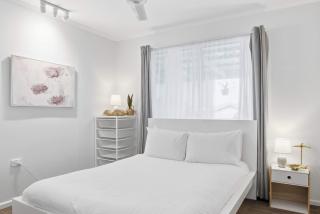 Margate Beachside Haven - 7