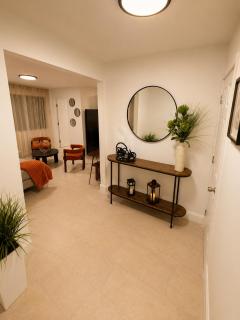 418 Luxury Living 2 - 4