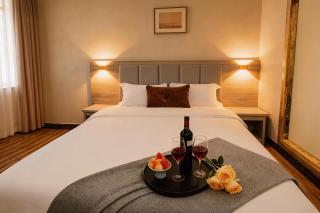 Astor Designer Hotel, Cenxi Adjacent to Cenxi People's Hospital, Small Square and Cenxi Bus Terminal, Cencheng Town, Cenxi City, Wuzhou, Guangxi, China - 1