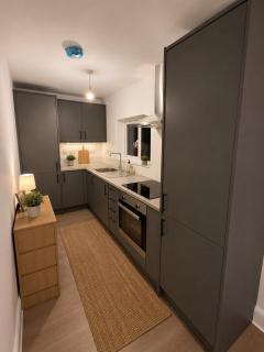 Hills Road Apartments by Tas - 6