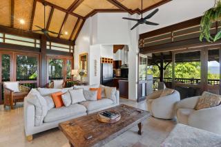 Palm Bliss Villa - A Central Balinese Pool Oasis - 3