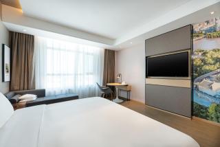 Atour Hotel Lanzhou Xigu - 2